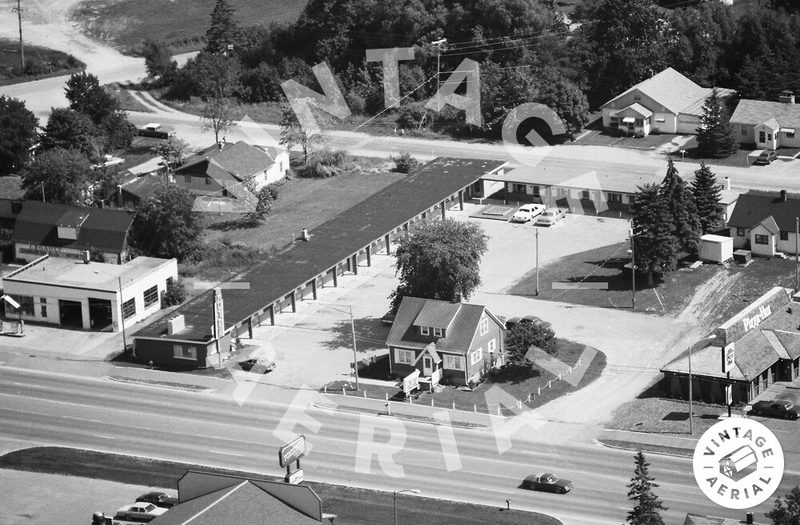 Bay Motel - 1984 Aerial Photo (newer photo)